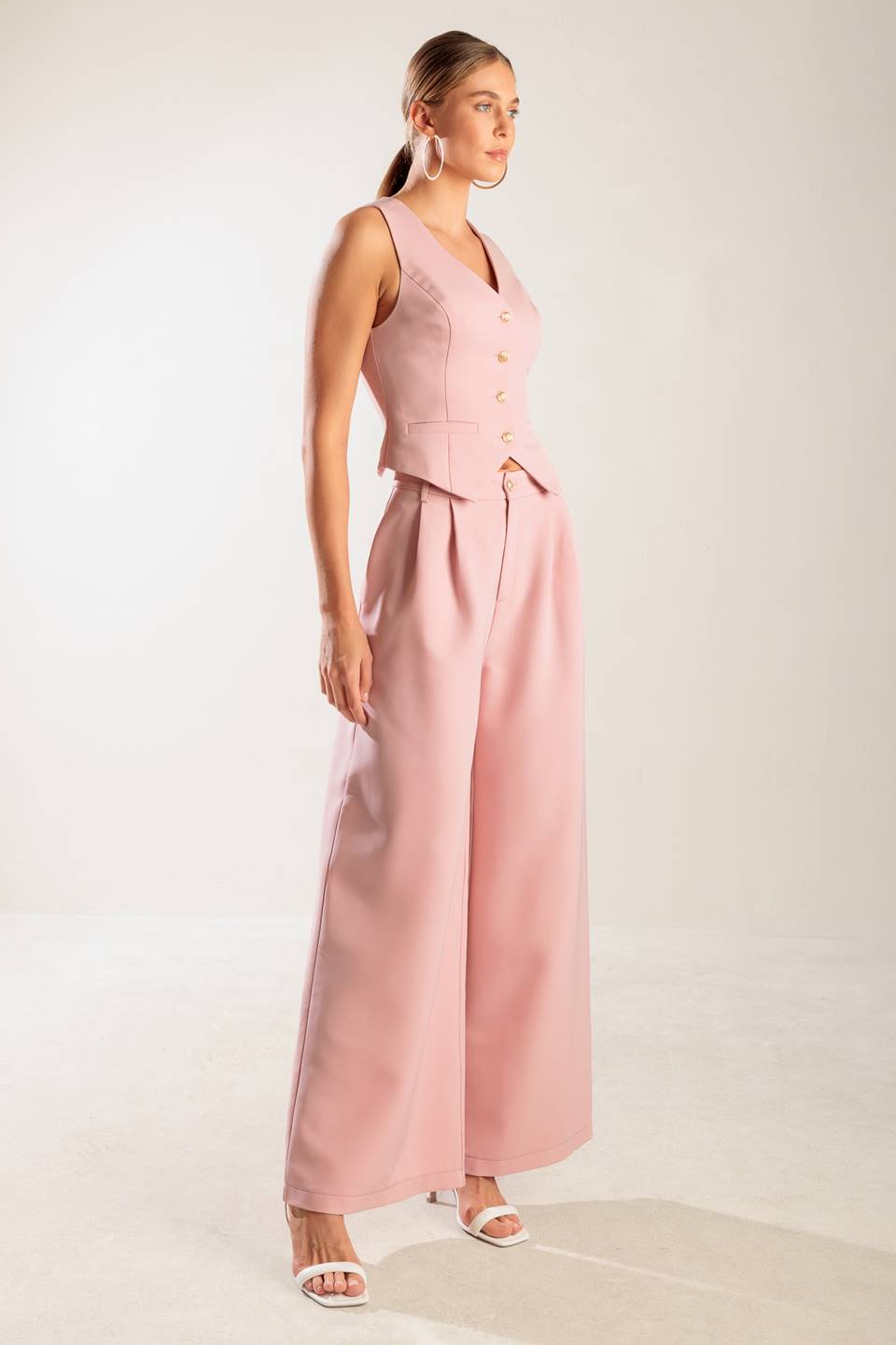 IN MY OWN WORLD WOVEN VEST Flying Tomato